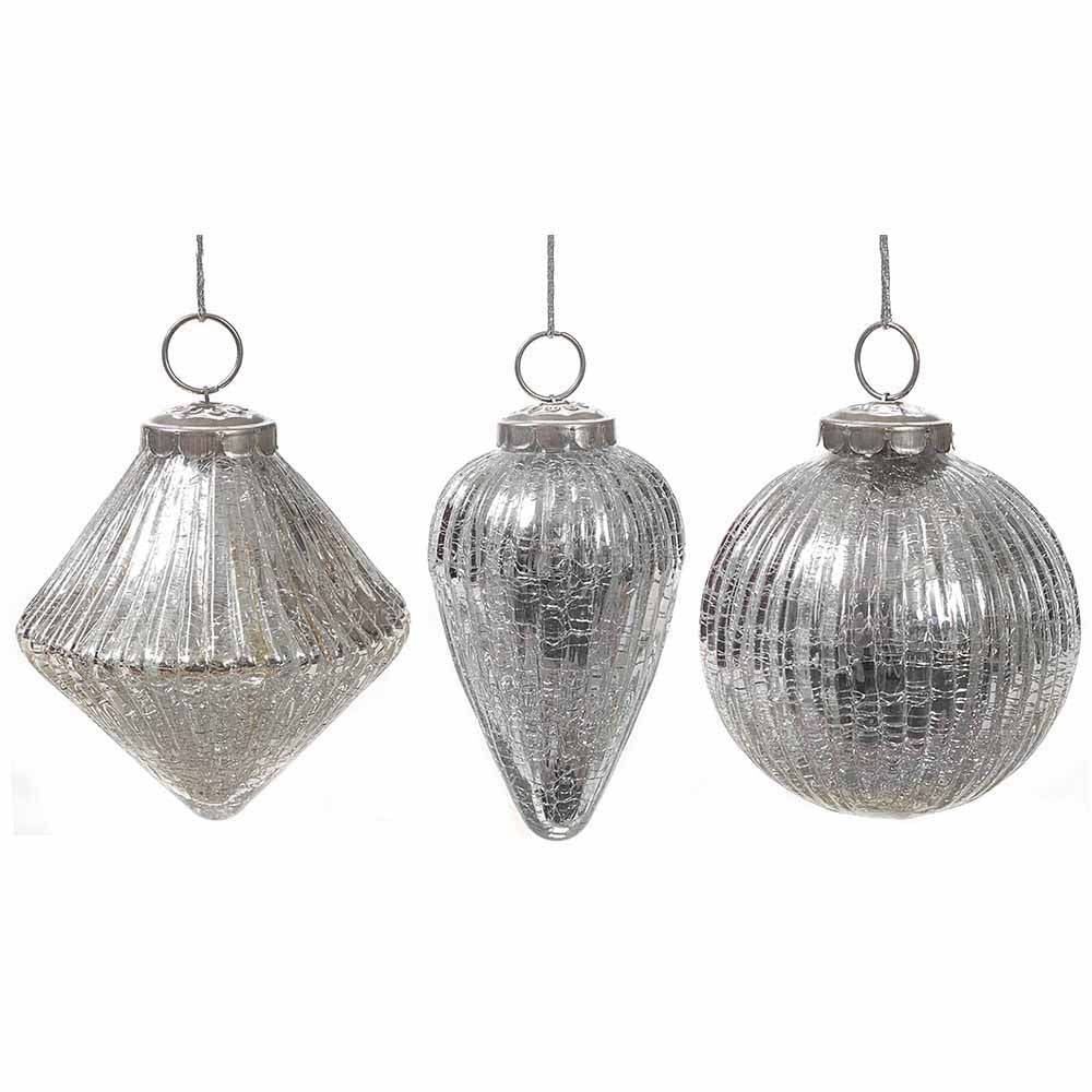 Ornament 3.5" Ribbed Mercury Silver